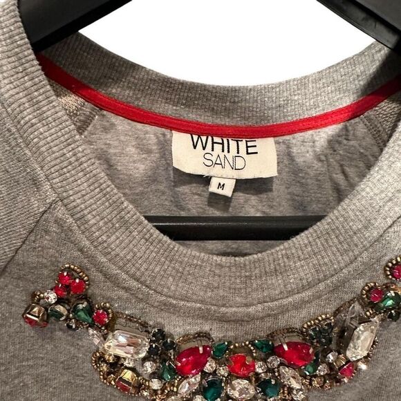 White Sand Embellished Cold Shoulder Casual Top Gray Medium - Picture 2 of 4